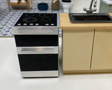 Carregar imagem no visualizador da galeria, ELF Free-Standing Oven Fixed Door