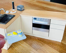 Lade das Bild in den Galerie-Viewer, Eckküchen-Set repariert