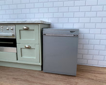 Lade das Bild in den Galerie-Viewer, Unterbau-Kühlschranköffnung – Silber