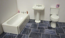 Carregar imagem no visualizador da galeria, Bathroom Suite