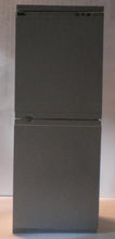 Carica l'immagine nel visualizzatore di Gallery, Upright Fridge-Freezer Silver