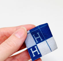 Load image into Gallery viewer, Dollshouse Miniature Hermes Throw
