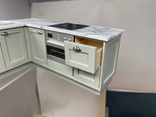 Charger l'image dans la galerie, Corner Shaker Kitchen Kit Opening