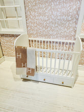 將圖片載入圖庫檢視器 Dollshouse Miniature one twelfth scale baby blanket
