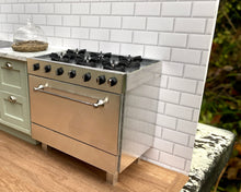 Load image into Gallery viewer, ELF Single Oven Range Silver Detail
