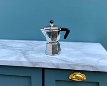 Carica l&#39;immagine nel visualizzatore di Gallery, Stove Top Coffee Pot

