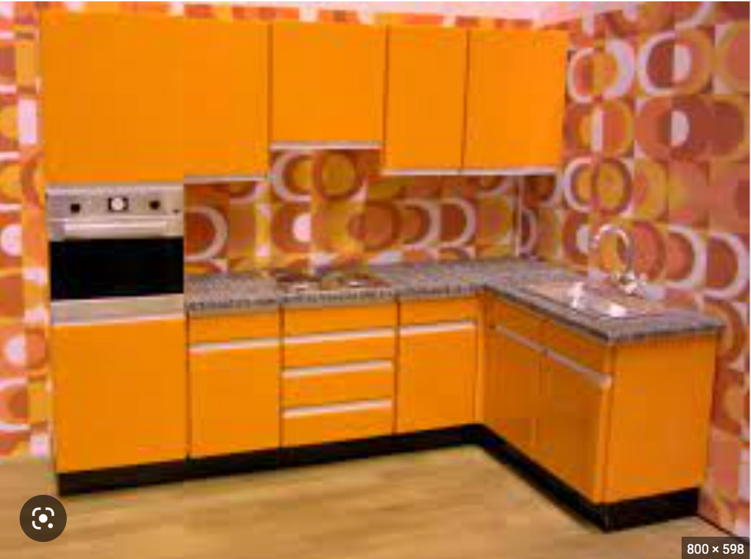 Küchenset aus den 1970er Jahren mit Säulenofen