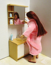 Carica l&#39;immagine nel visualizzatore di Gallery, ELF Bathroom Cabinet with Shelves Kit
