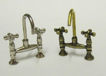 Carregar imagem no visualizador da galeria, Traditional Mixer Tap/Faucet
